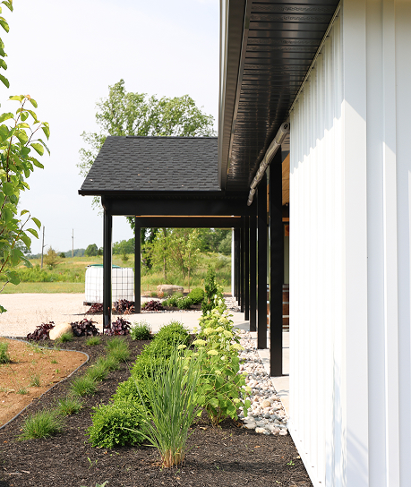 Bright White Country Towne Lock board Siding