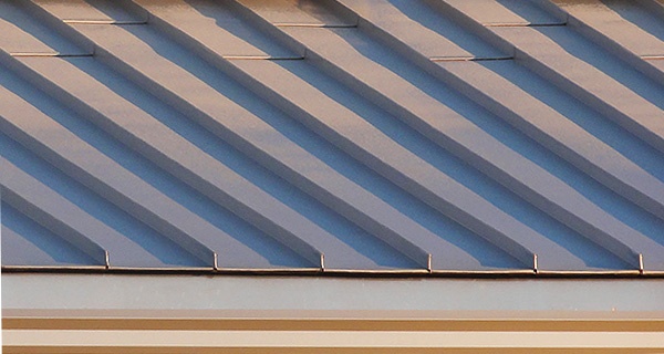 Standing Seam Metal Roofs for Commercial Construction